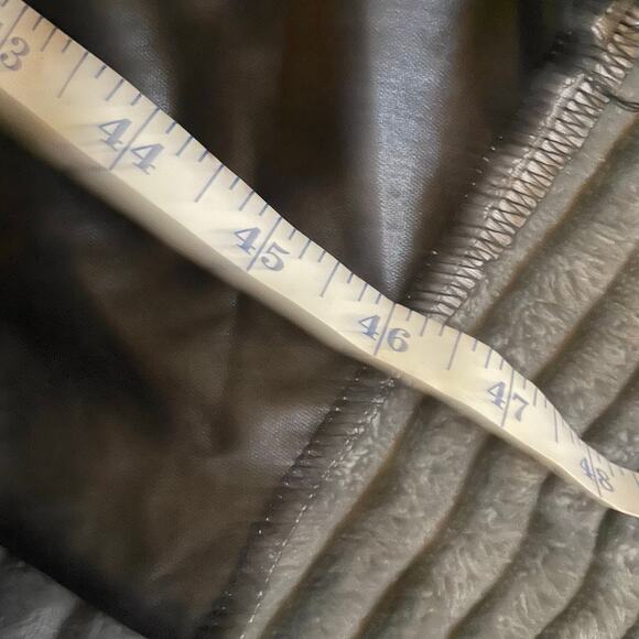 Marvel Venom Official Costume Youth Boys Large Padded Jumpsuit Black (JWC3892) - Picture 5 of 5